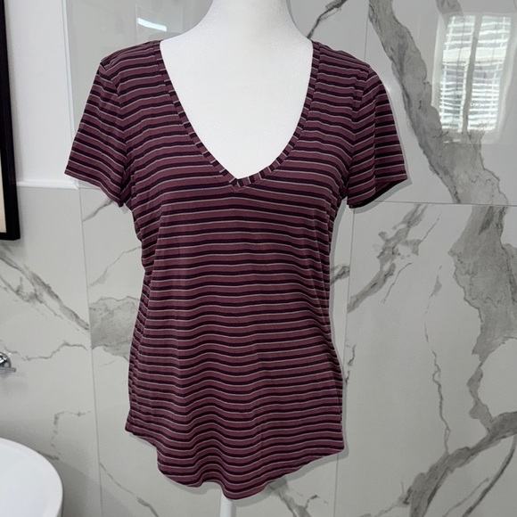 lululemon athletica Tops - Lululemon Love Tee V Step Stripe Plumful Arctic Plum Pattern Size 10